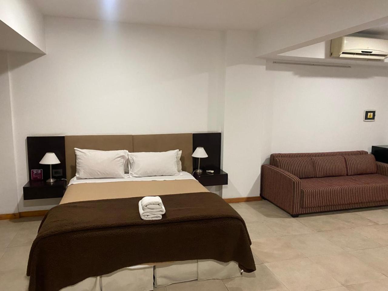 De Los Arroyos Apart Hotel San Nicolás de los Arroyos Extérieur photo