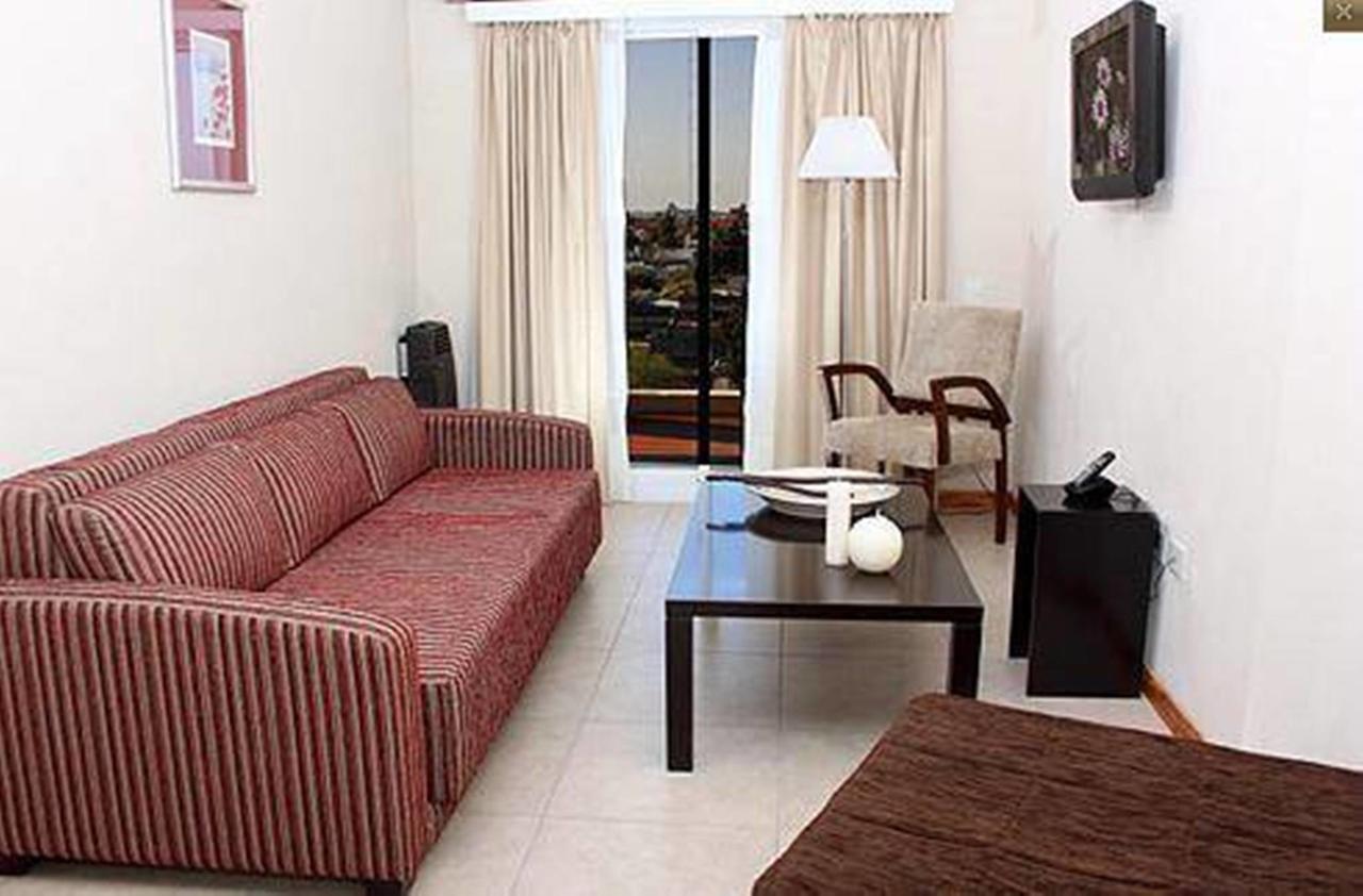 De Los Arroyos Apart Hotel San Nicolás de los Arroyos Extérieur photo