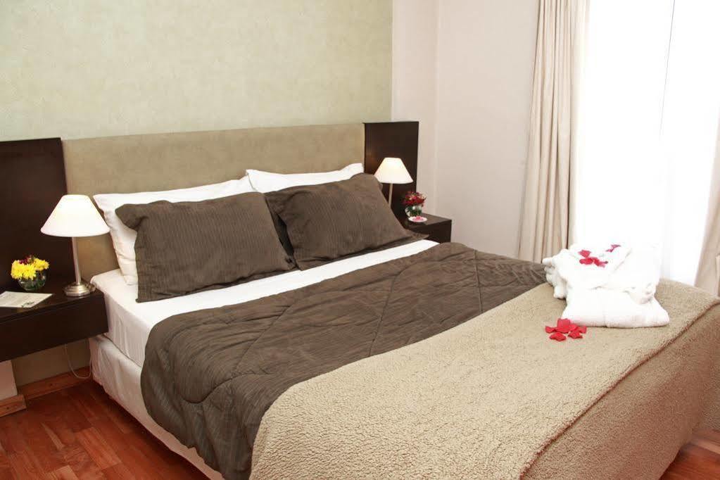 De Los Arroyos Apart Hotel San Nicolás de los Arroyos Extérieur photo